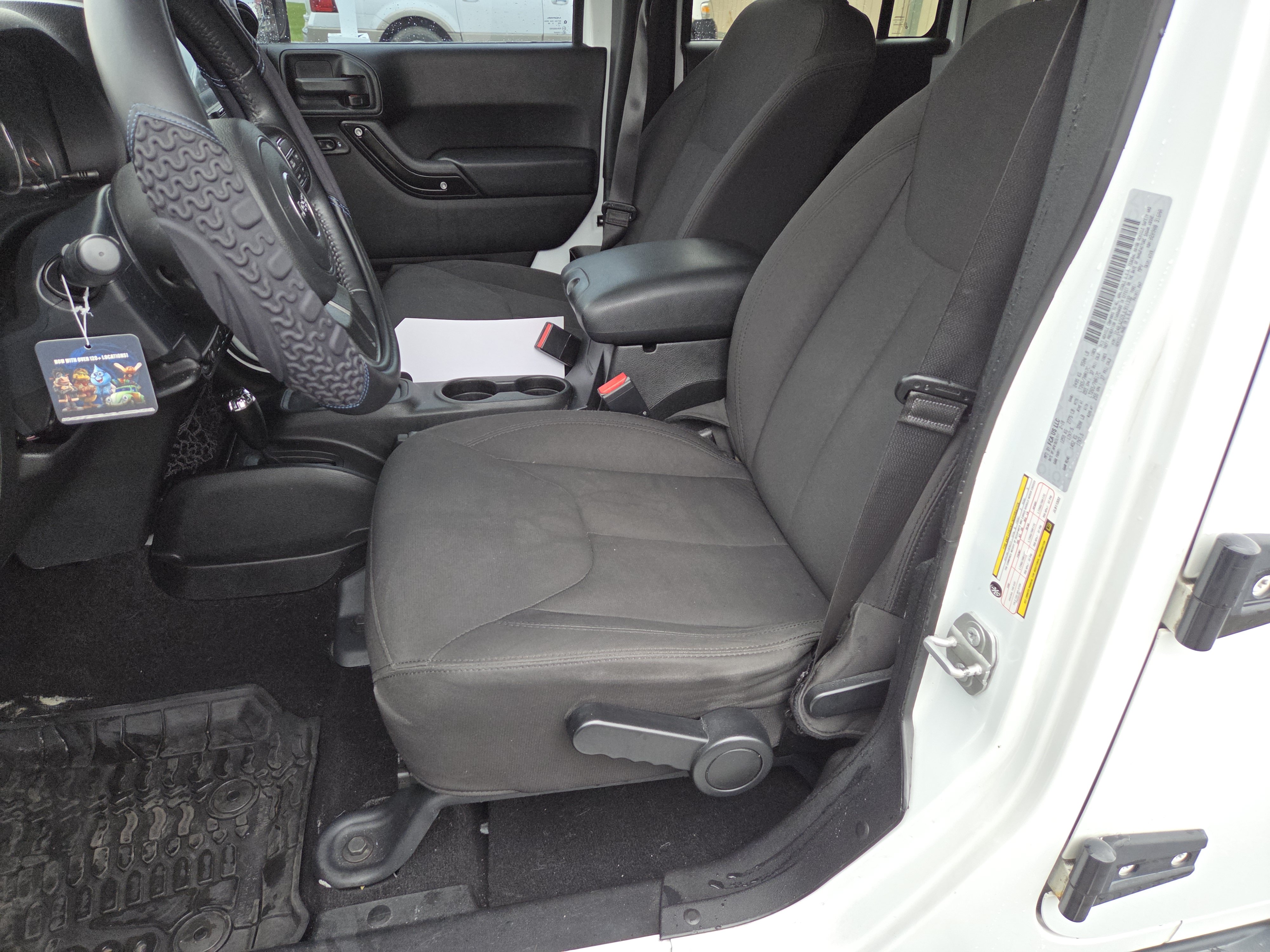 Used 2018 Jeep Wrangler Unlimited Sport S AWD/4WD image 14