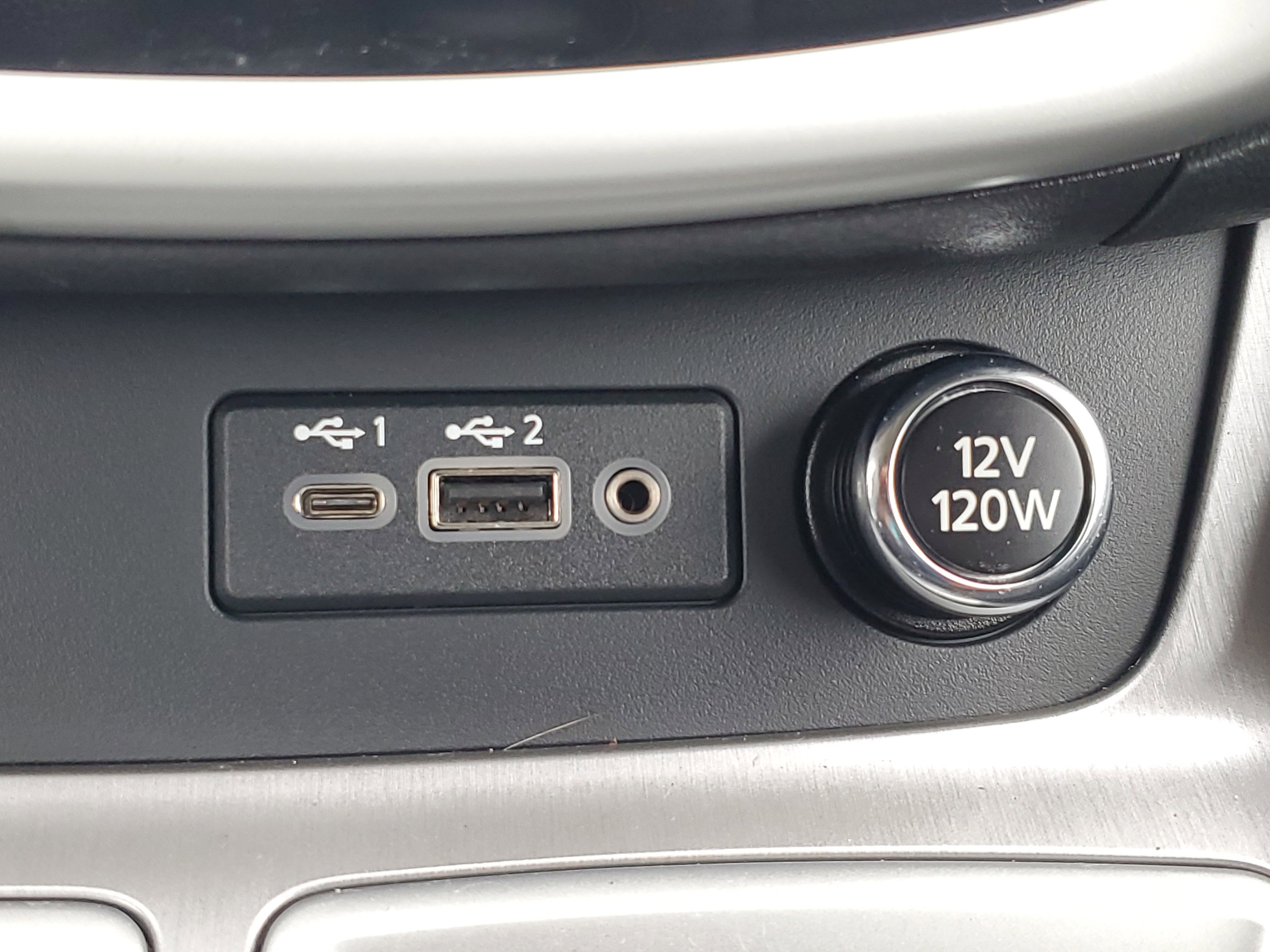 Used 2020 Nissan Murano SV image 25