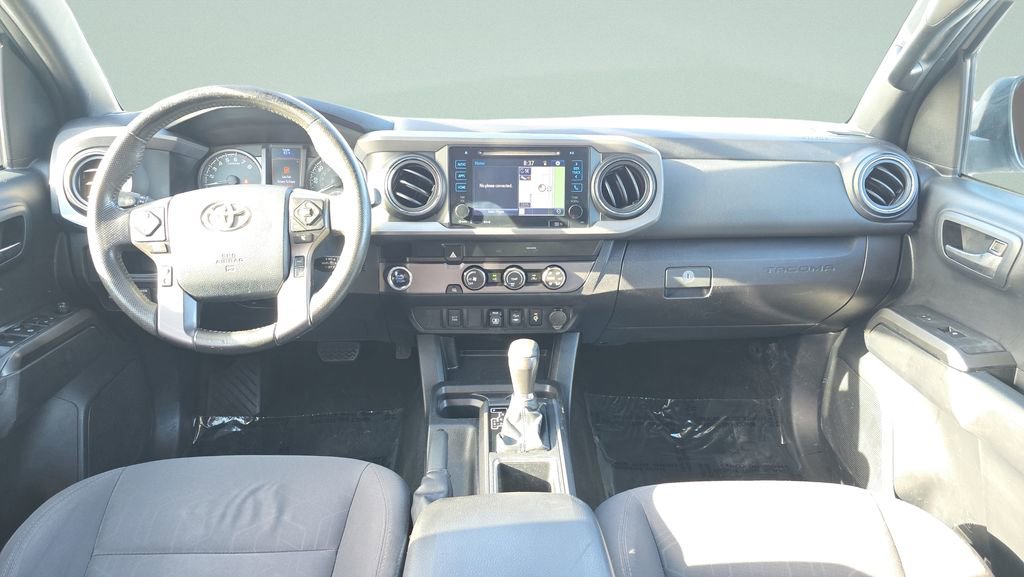 Used 2019 Toyota Tacoma TRD Sport RWD image 11