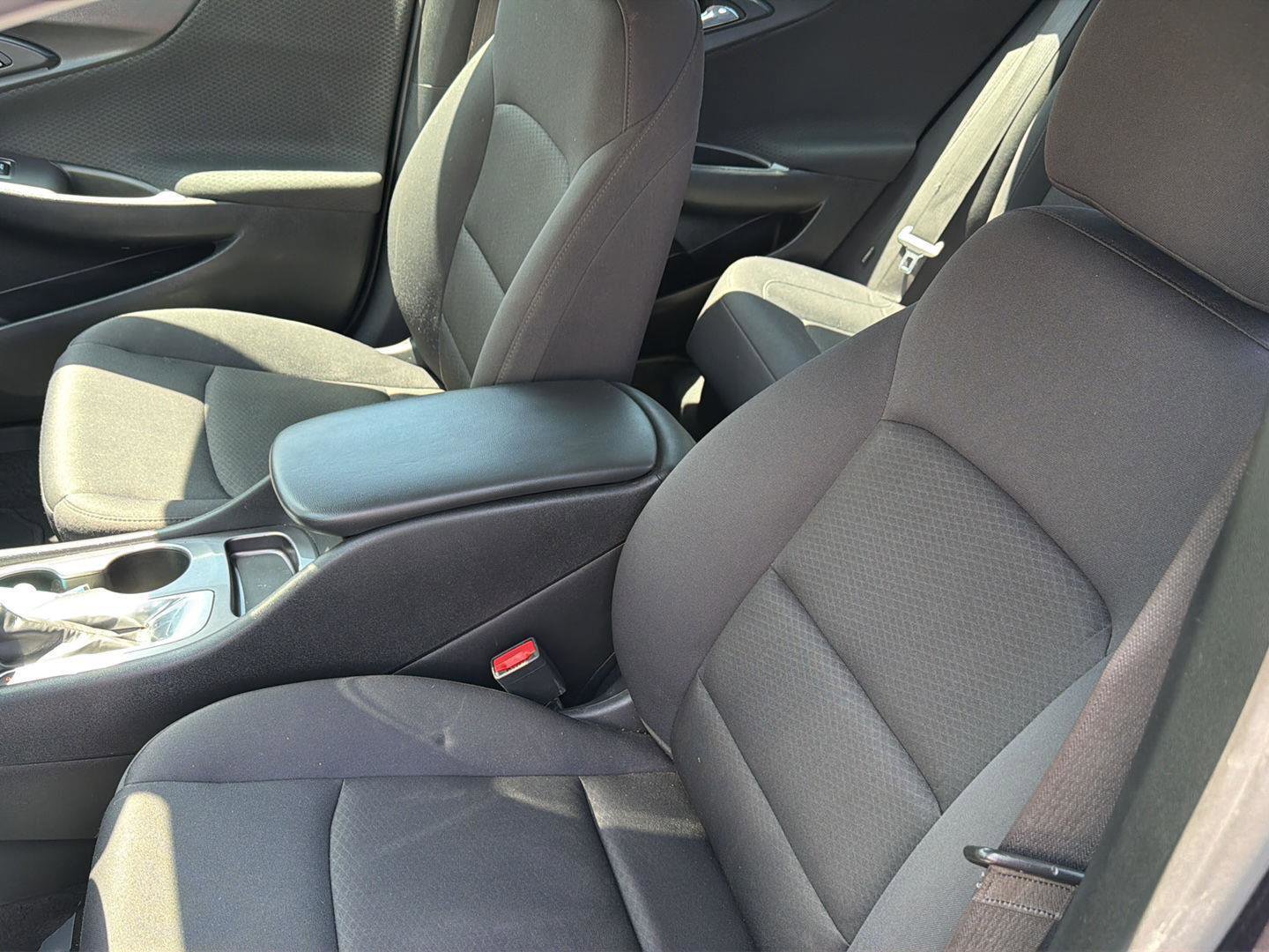 Used 2022 Chevrolet Malibu LS FWD image 27