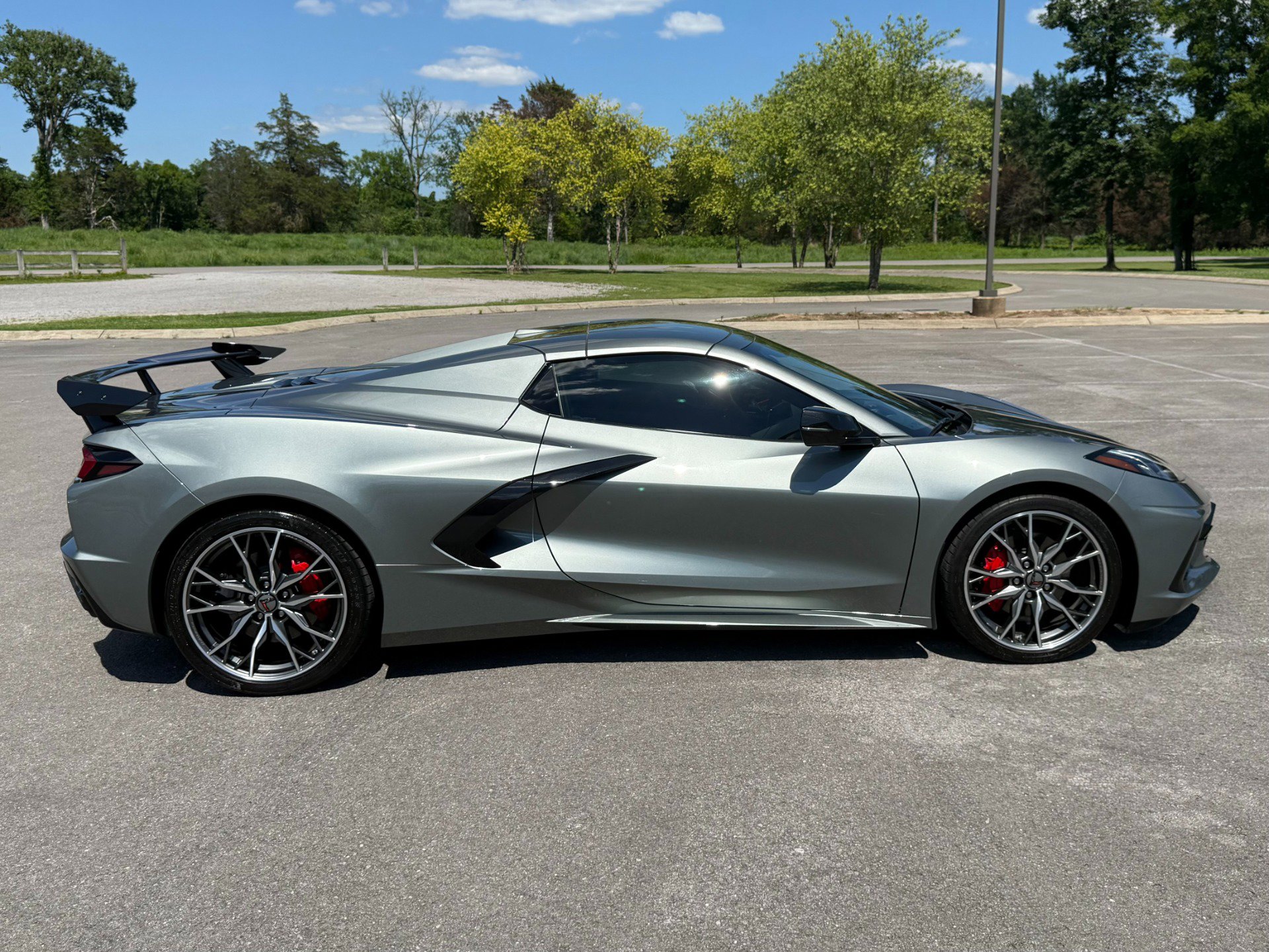 Used 2024 Chevrolet Corvette Stingray Premium Conv w/ Stealth Interior Trim Package RWD image 16