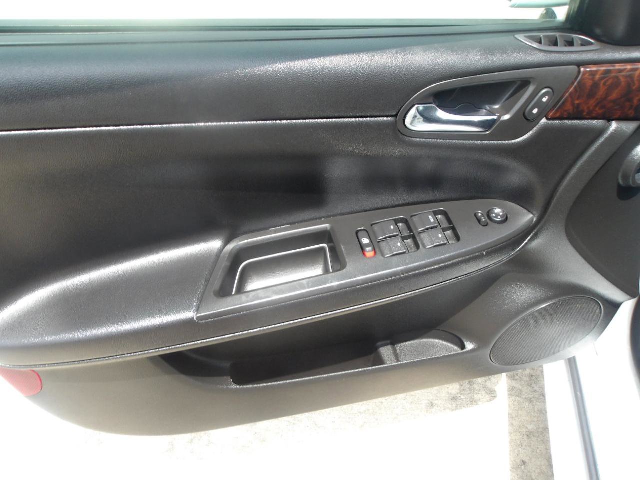 Used 2013 Chevrolet Impala LS FWD image 17