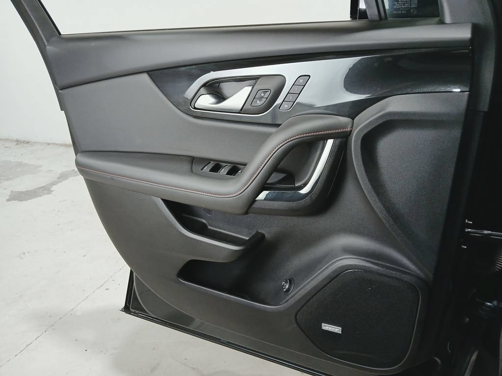 Used 2021 Chevrolet Blazer RS w/ Enhanced Convenience Package AWD/4WD image 31