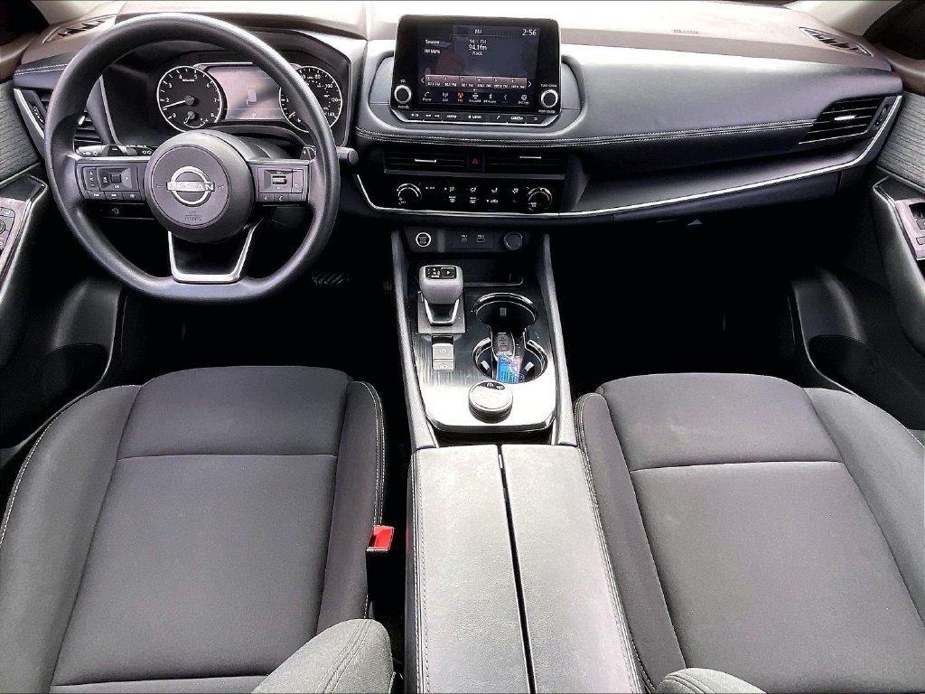 Used 2023 Nissan Rogue S AWD/4WD image 20