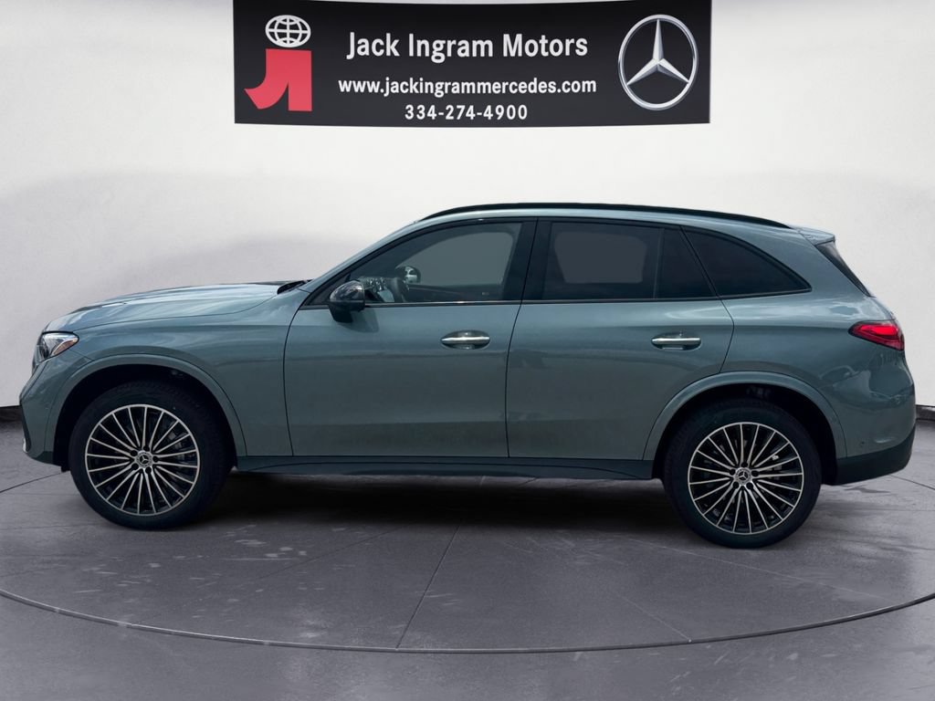 New 2026 Mercedes-Benz GLC 300 image 2