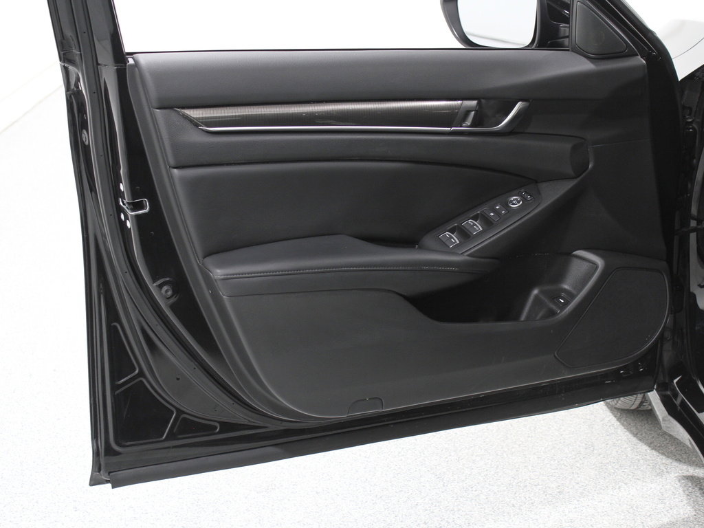 Used 2021 Honda Accord Sport Special Edition image 4