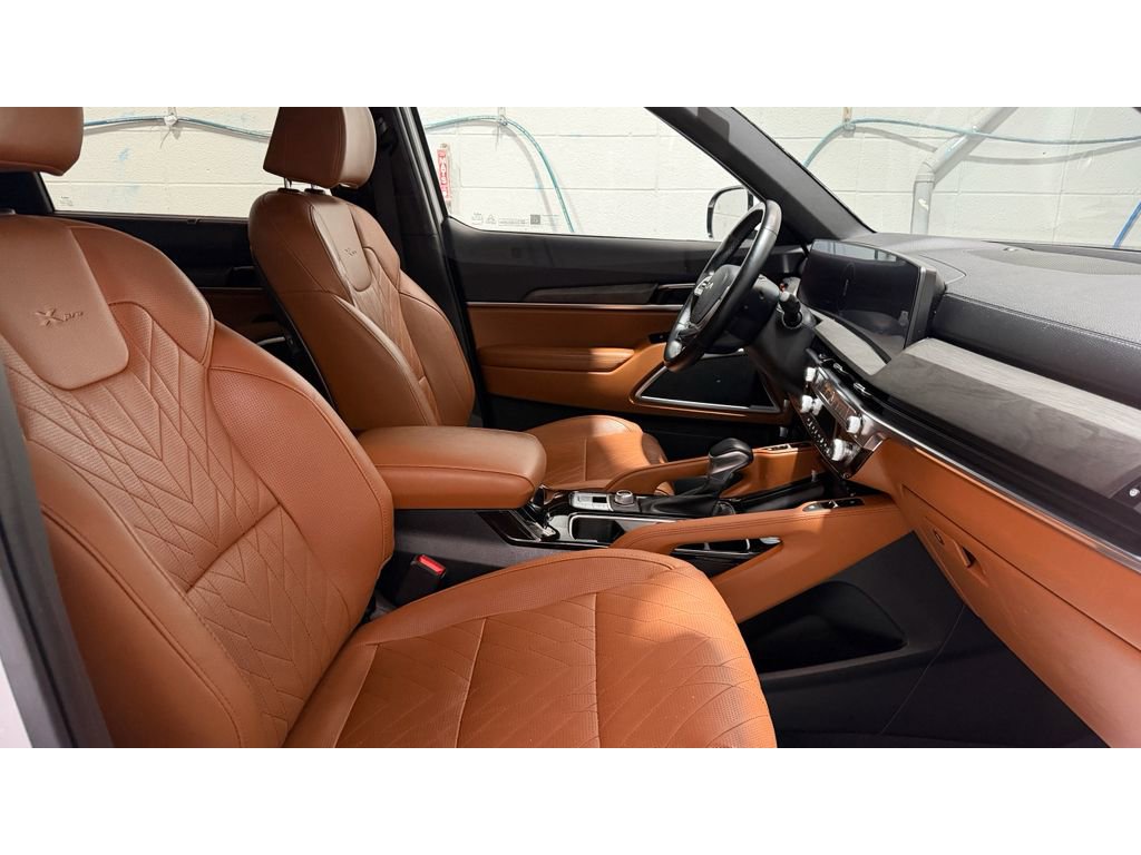 Used 2023 Kia Telluride SX X-Pro image 11