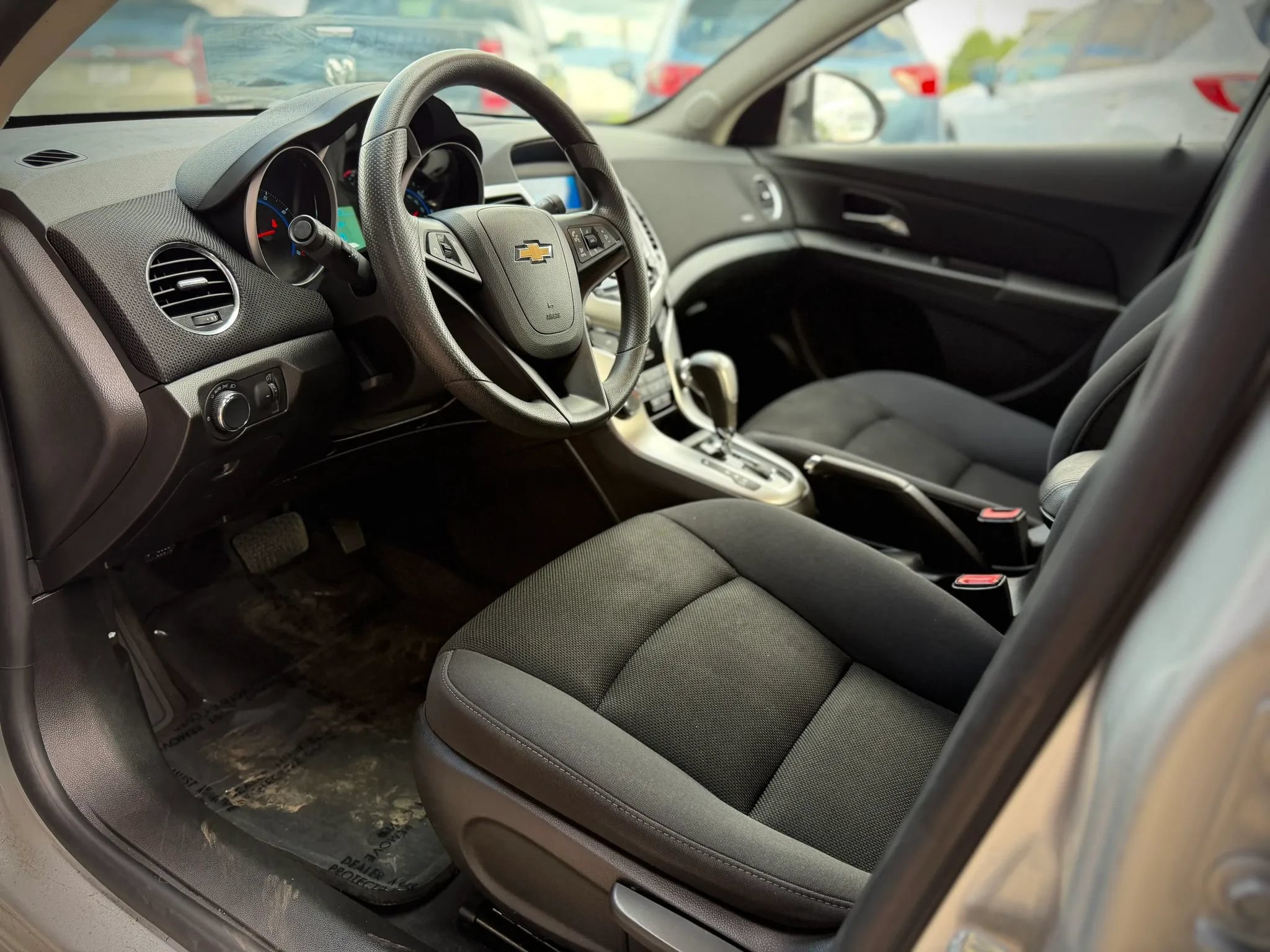 Used 2016 Chevrolet Cruze LT FWD image 7