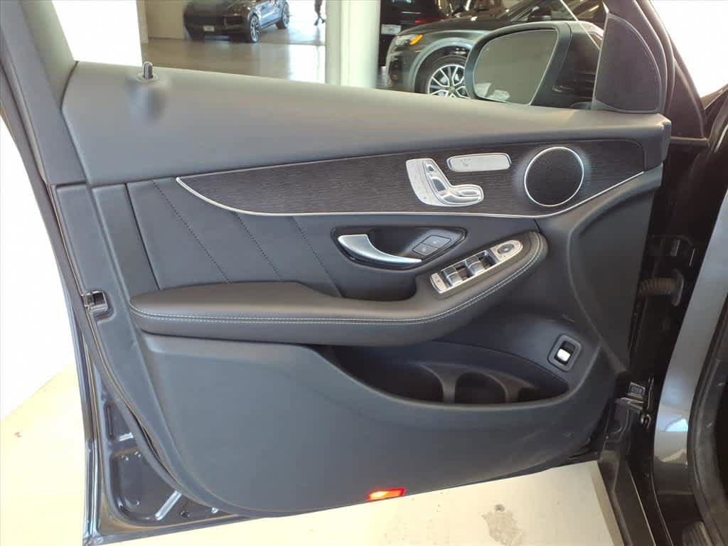Used 2022 Mercedes-Benz GLC 300 4MATIC image 10