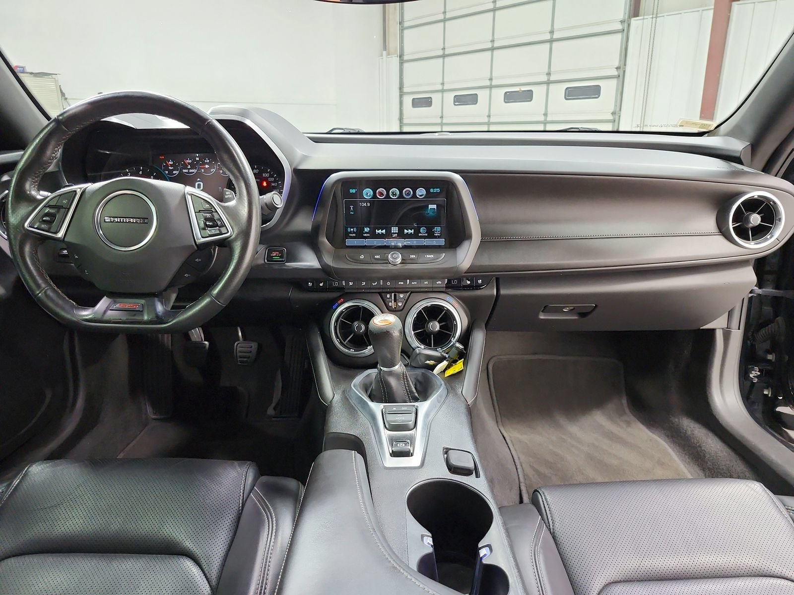 Used 2016 Chevrolet Camaro SS RWD image 26