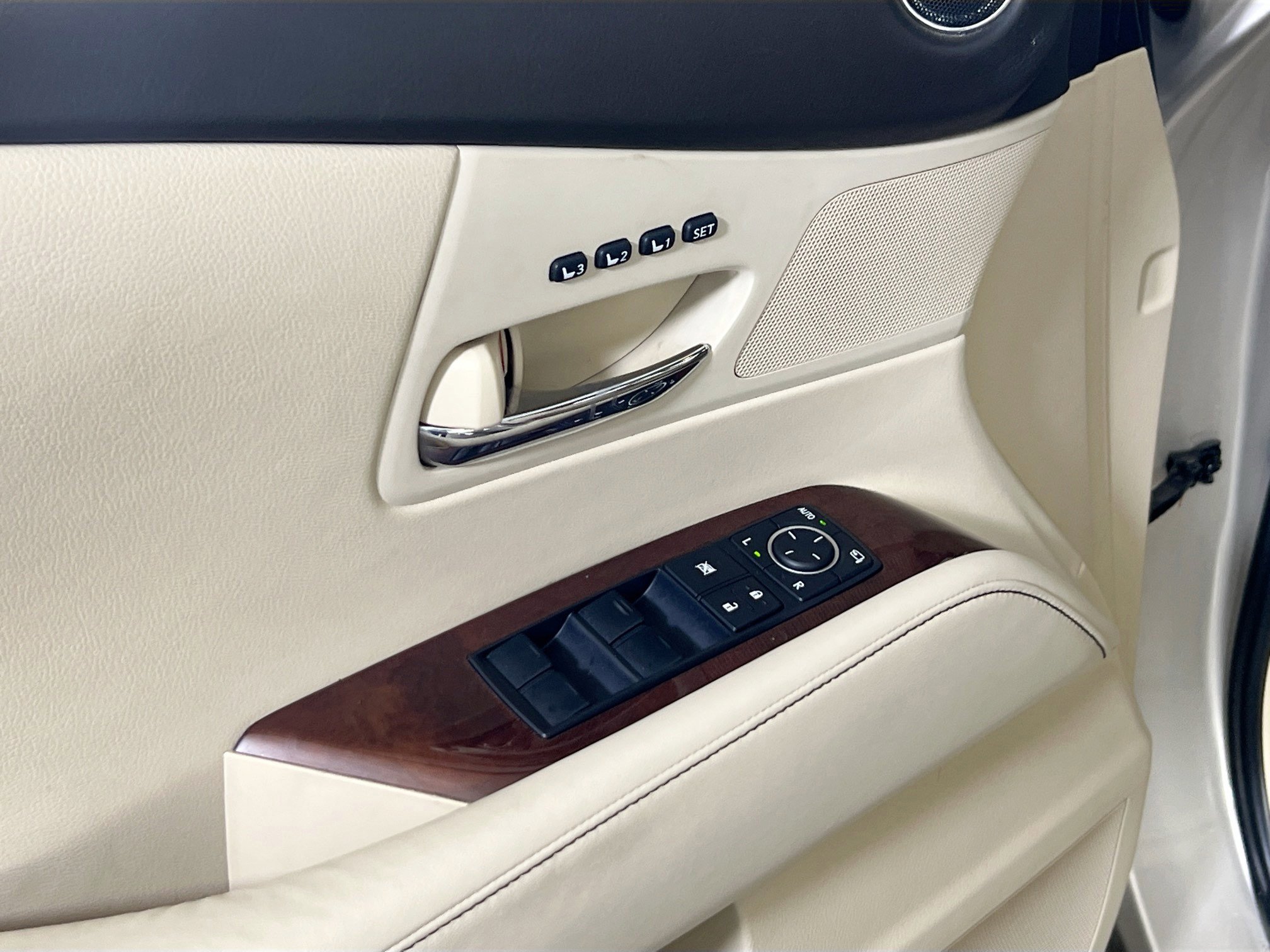 Used 2015 Lexus RX 350 AWD image 17