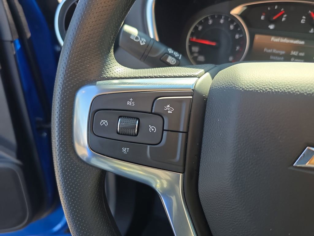 Used 2025 Chevrolet Blazer LT image 23