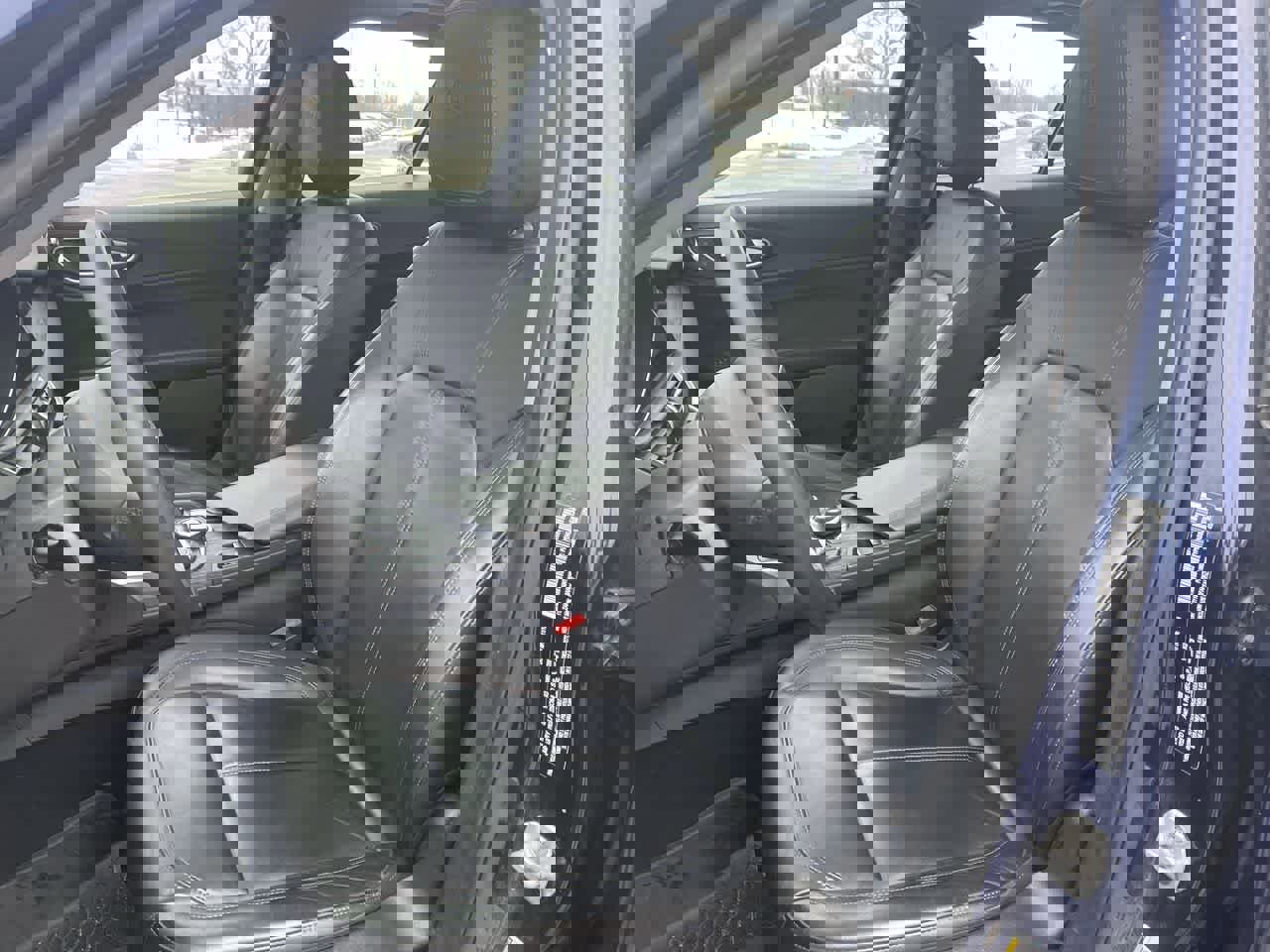 Used 2019 Alfa Romeo Giulia AWD image 12