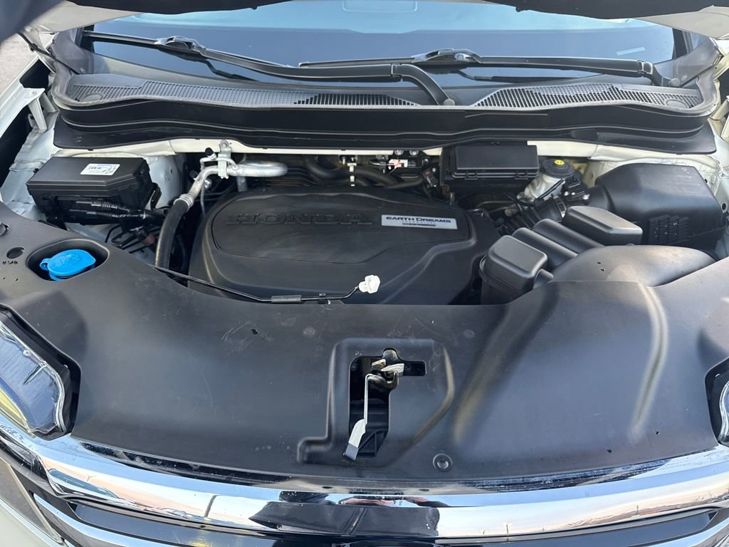 Used 2017 Honda Pilot Touring image 23