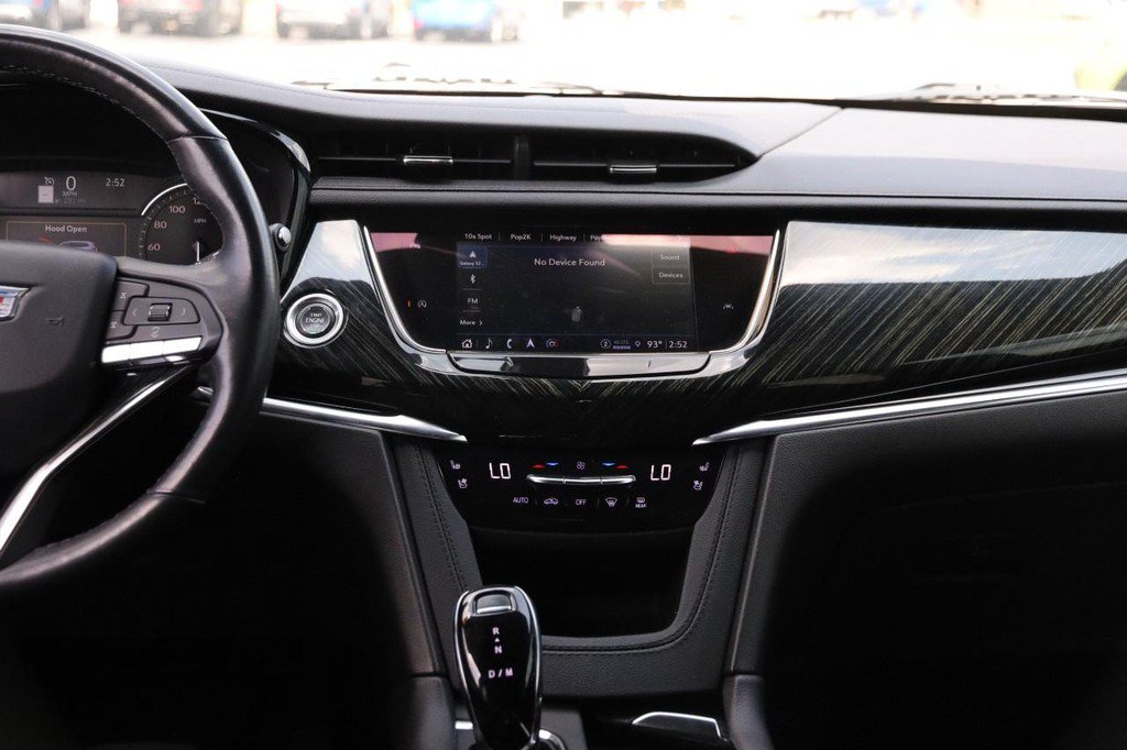Used 2023 Cadillac XT6 Premium Luxury AWD/4WD image 28