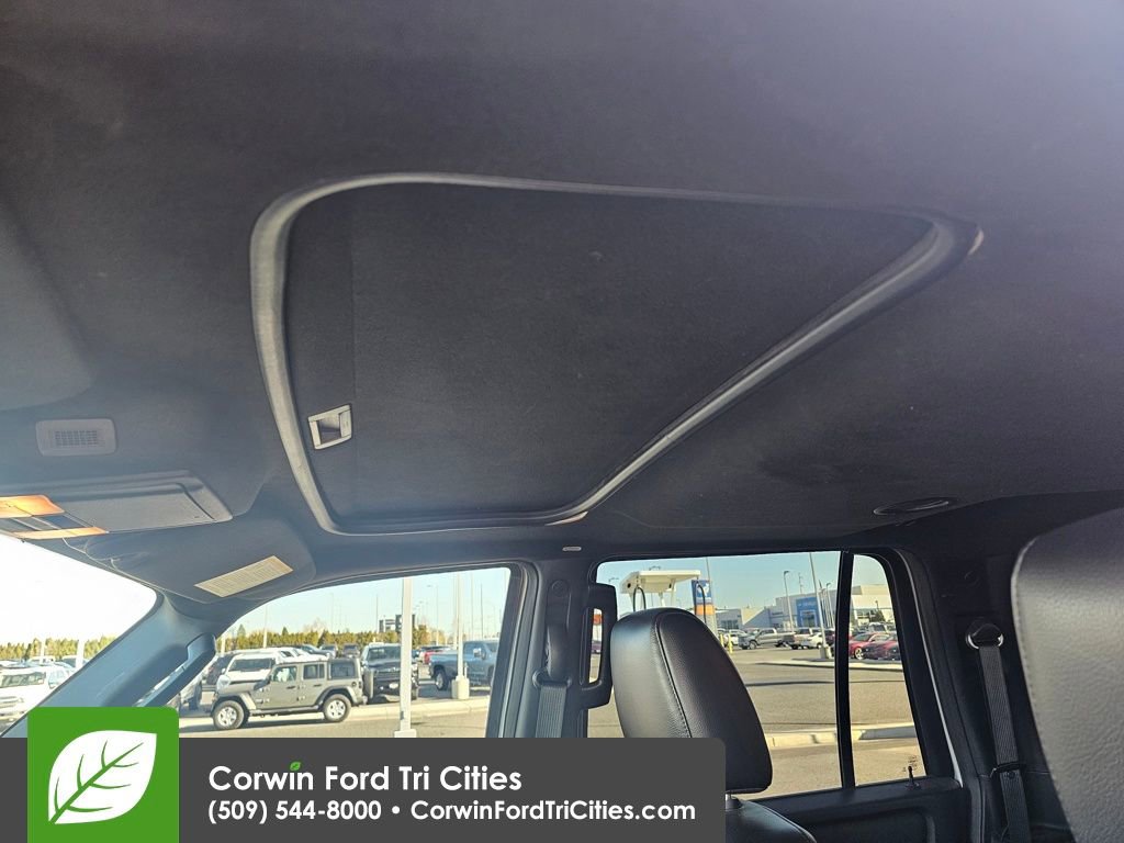 Used 2017 Ford Expedition Max Limited image 3