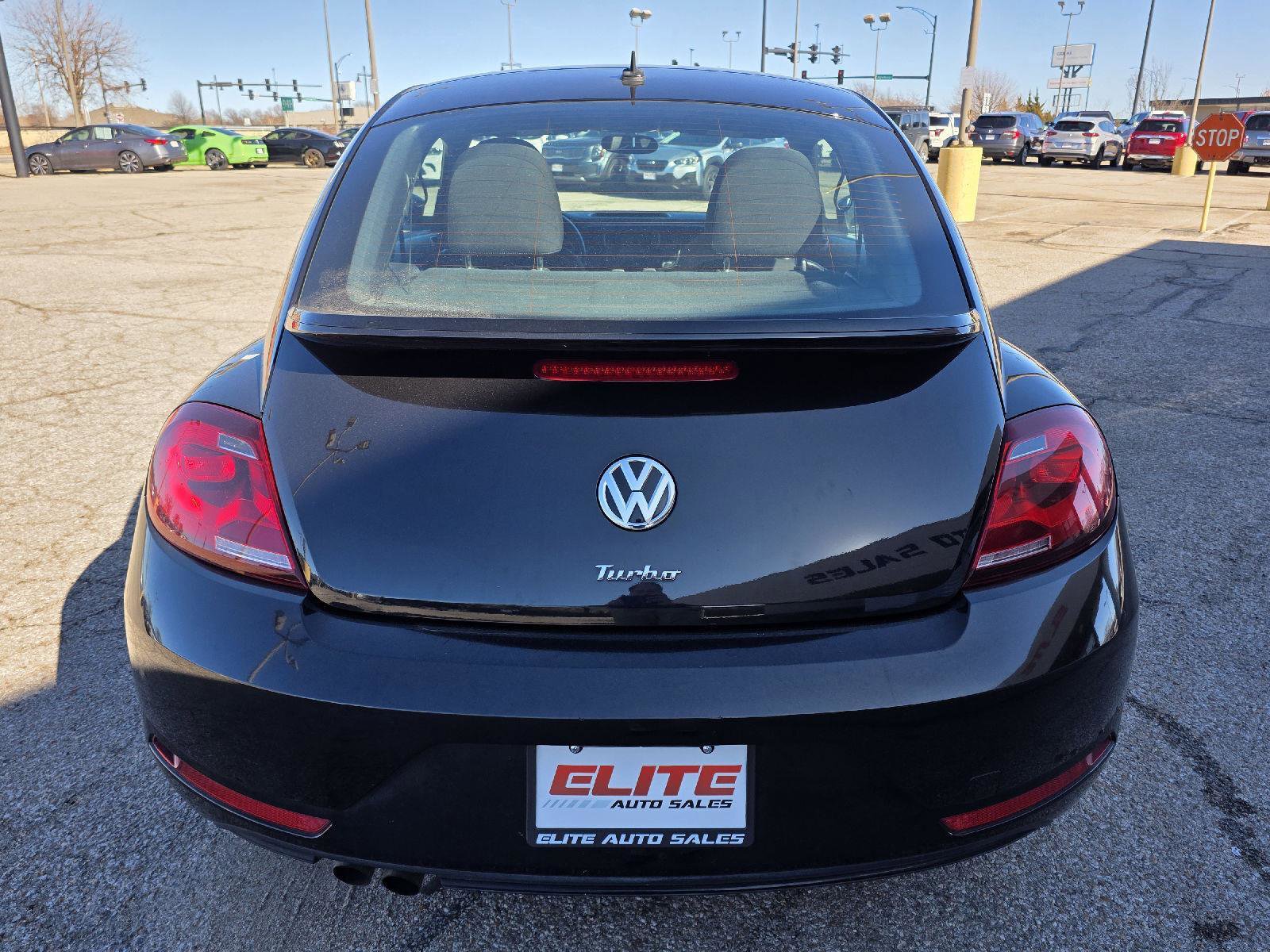 Used 2019 Volkswagen Beetle 2.0T S FWD image 6