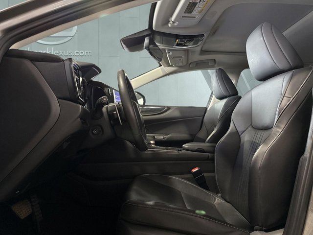 Used 2022 Lexus NX 250 FWD image 9