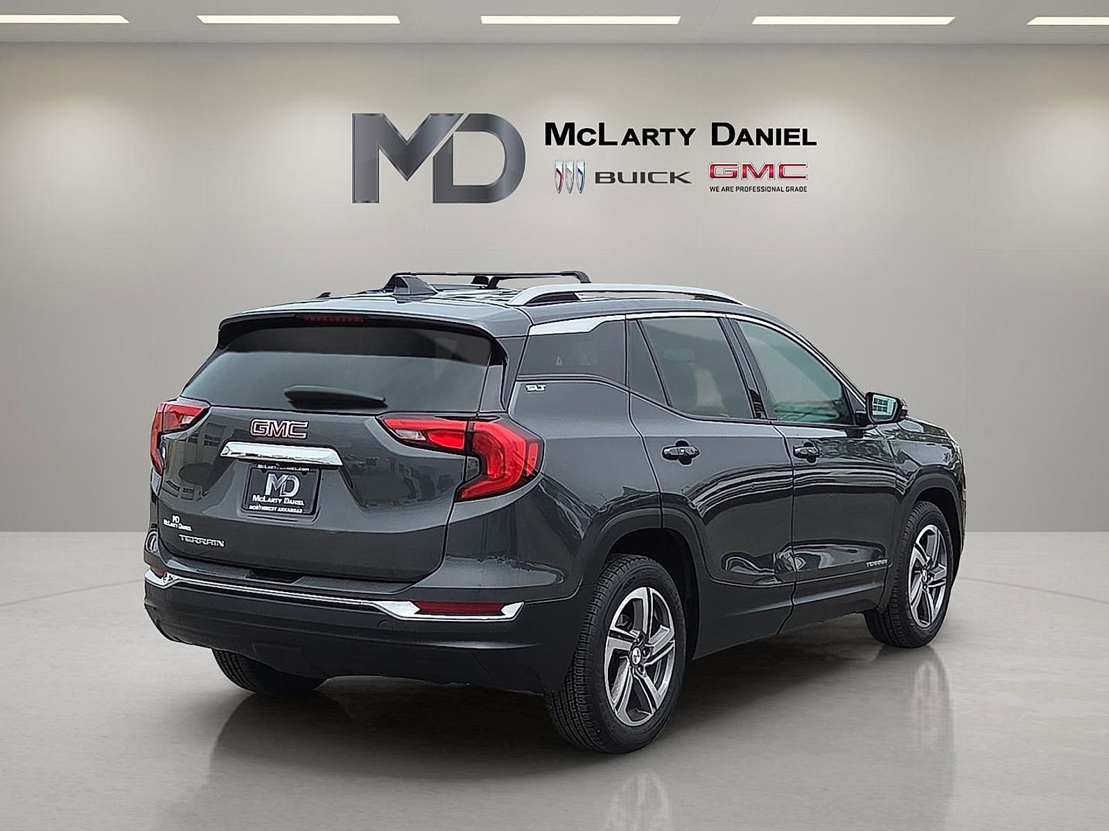 Certified 2020 GMC Terrain SLT FWD image 5