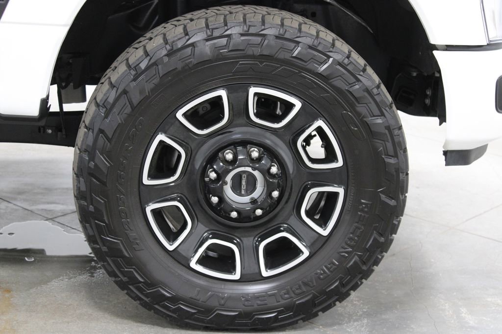 Used 2025 Ford F250 Platinum image 12
