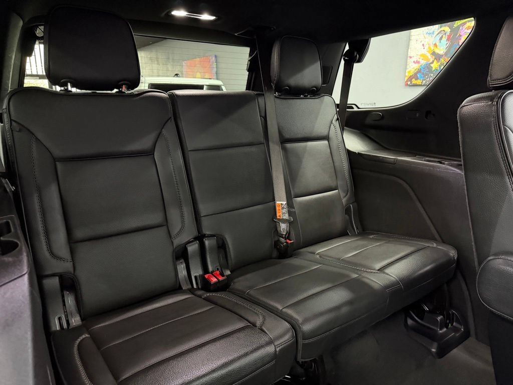 Used 2025 GMC Yukon Denali AWD/4WD image 44