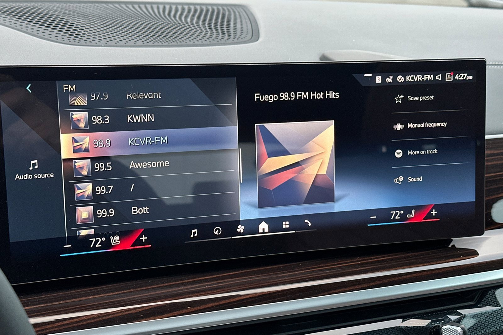 New 2026 BMW X5 xDrive40i w/ M Sport Package image 15