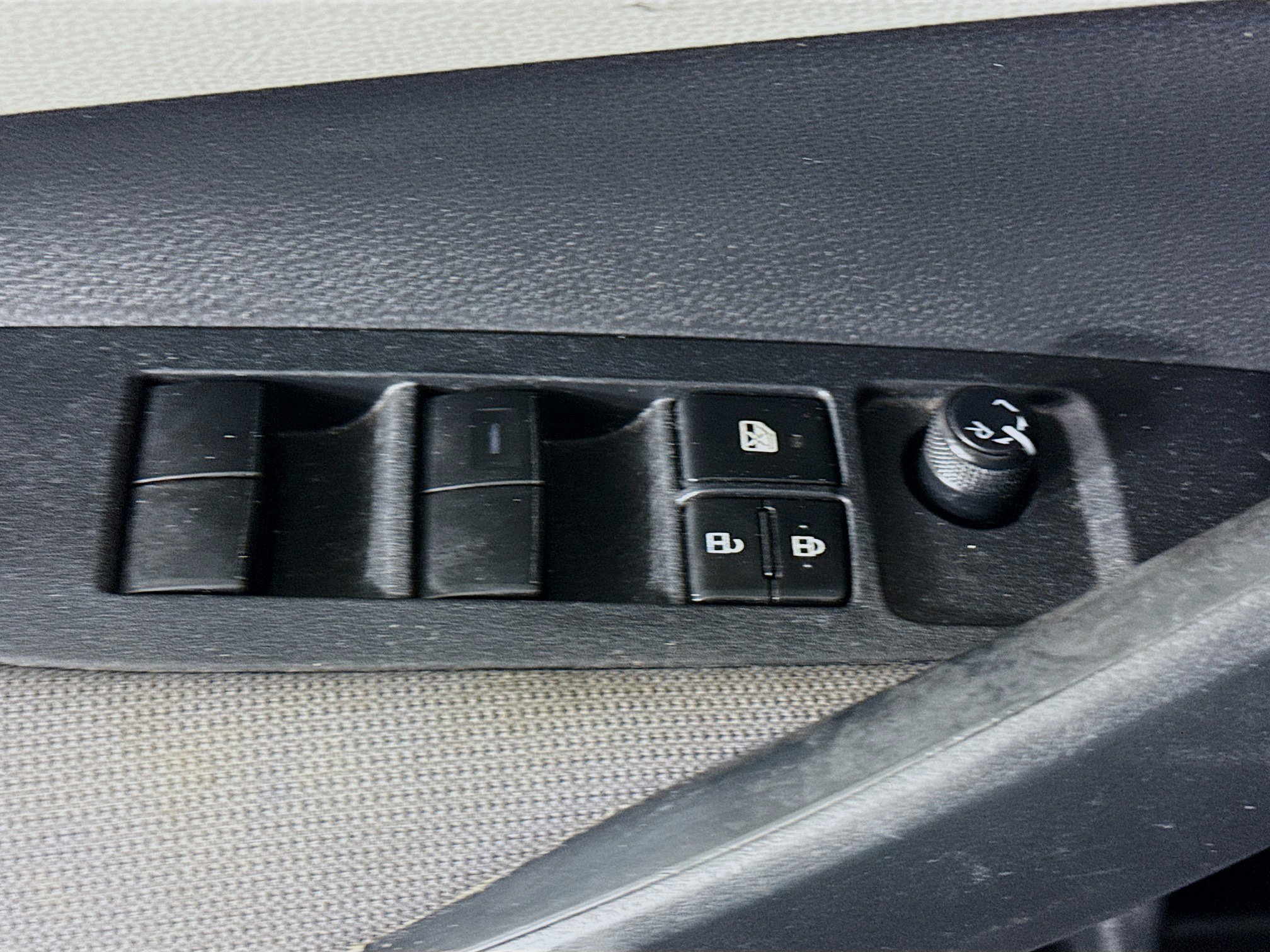 Used 2020 Toyota Corolla LE image 23