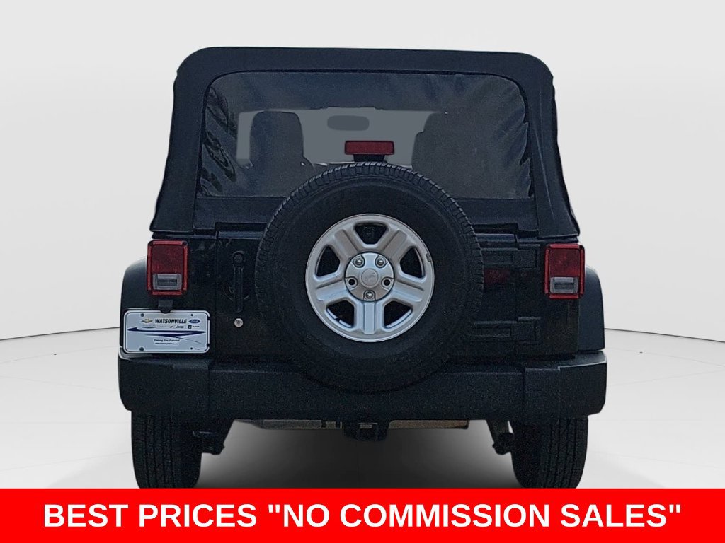 Used 2016 Jeep Wrangler Unlimited Sport w/ Connectivity Group AWD/4WD image 4