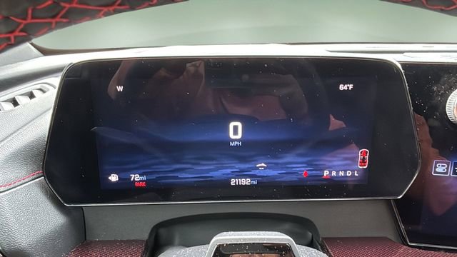 Used 2024 Chevrolet Traverse RS image 11