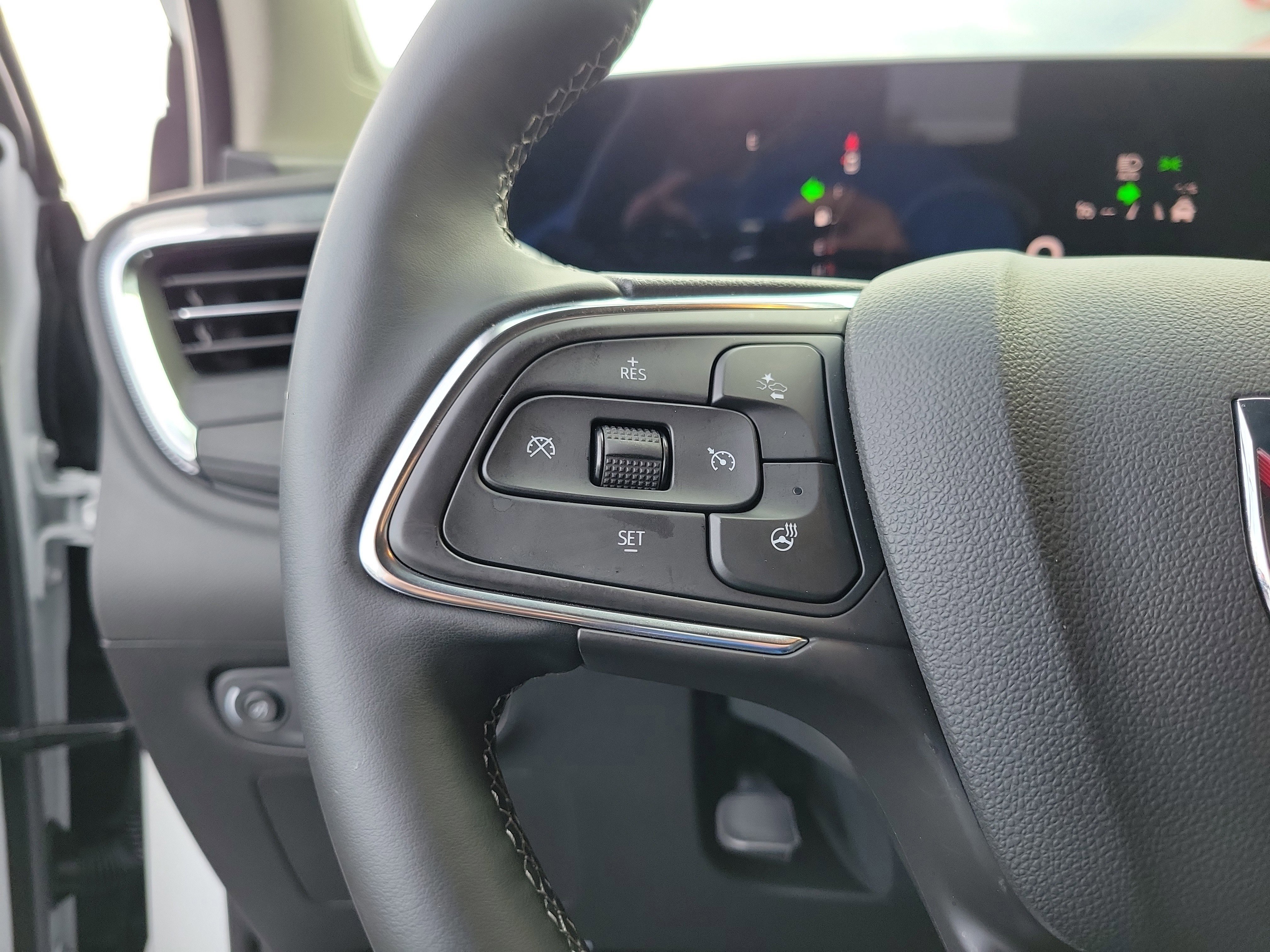 Used 2025 Buick Encore GX Preferred w/ Comfort Package image 23