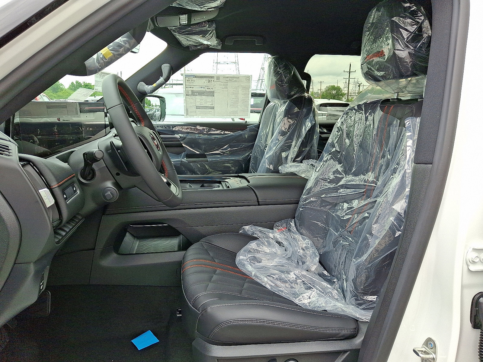New 2025 Nissan Armada PRO-4X image 6