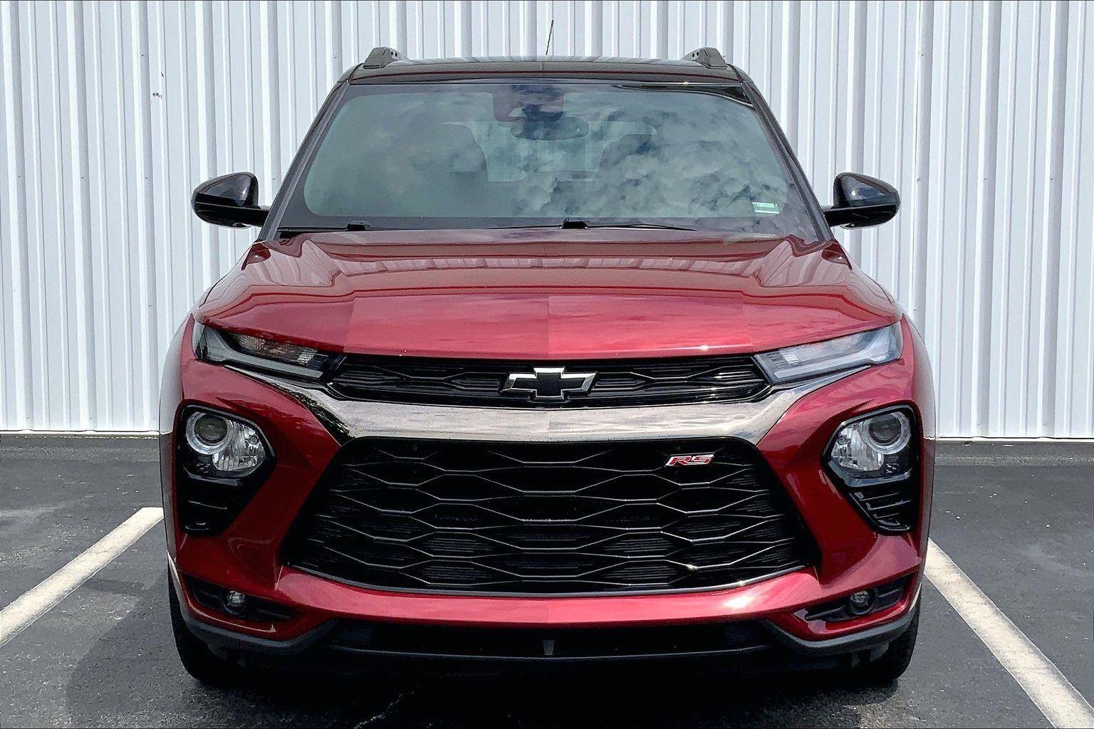 Used 2022 Chevrolet TrailBlazer RS w/ Technology Package FWD image 3
