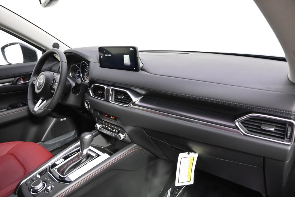 New 2025 MAZDA CX-5 Carbon Edition image 15