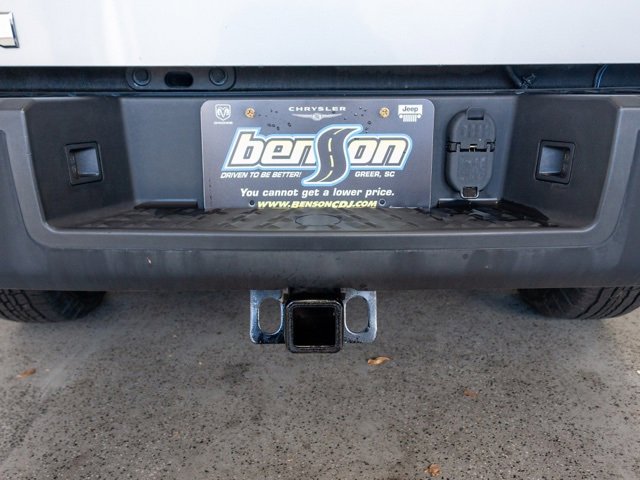 Used 2018 Nissan Titan S w/ S Utility Package image 8