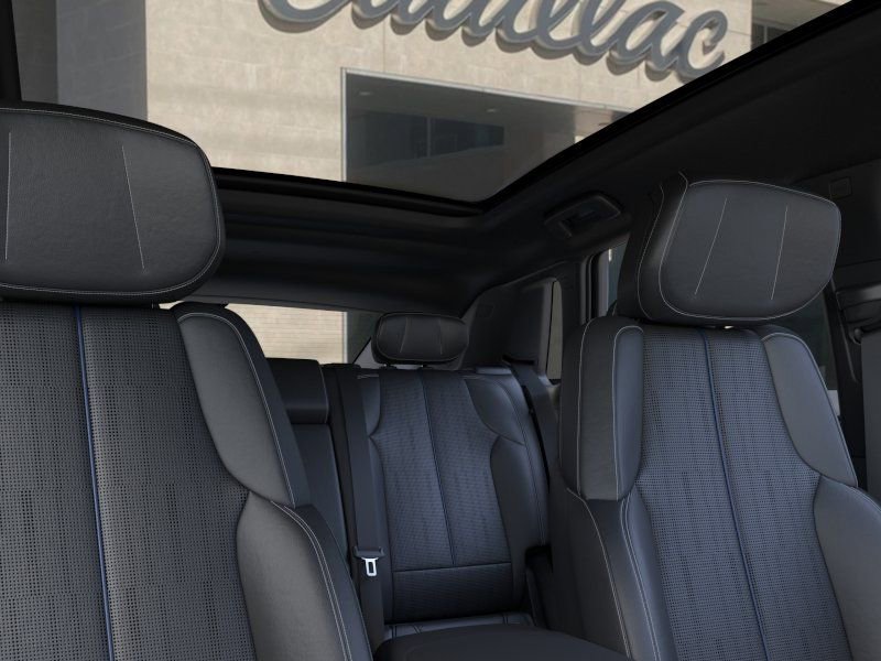 New 2026 Cadillac Lyriq Luxury RWD image 24