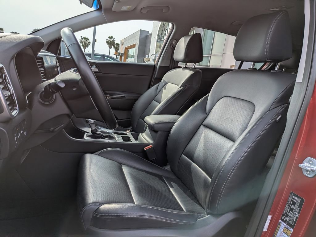 Used 2020 Kia Sportage EX image 11