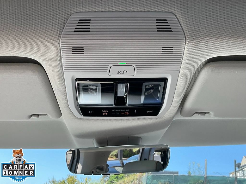 Used 2025 Volkswagen ID. Buzz 1st Edition AWD/4WD image 45