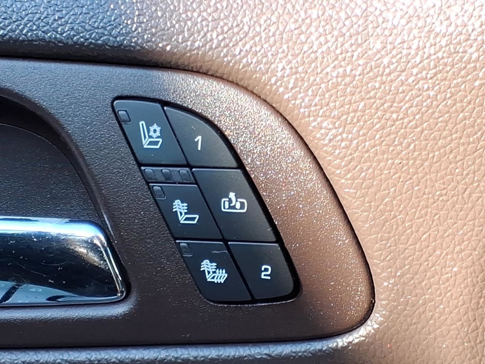 Used 2011 GMC Sierra 1500 Denali image 11