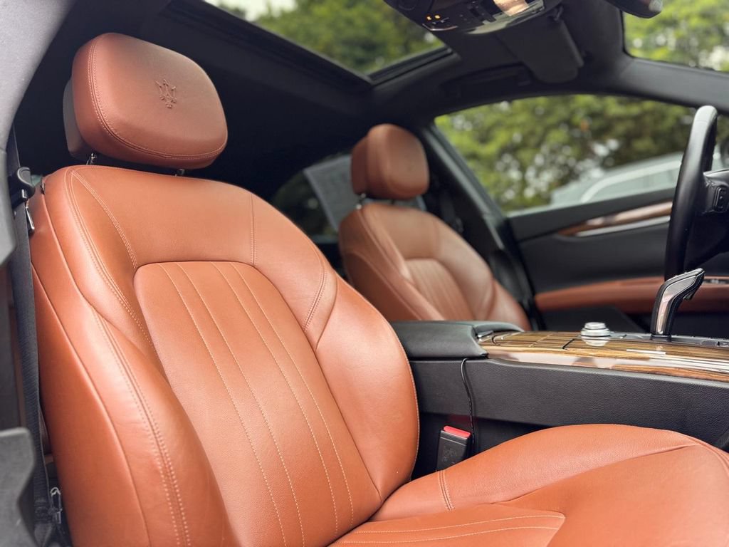 Used 2019 Maserati Ghibli S Q4 AWD/4WD image 30