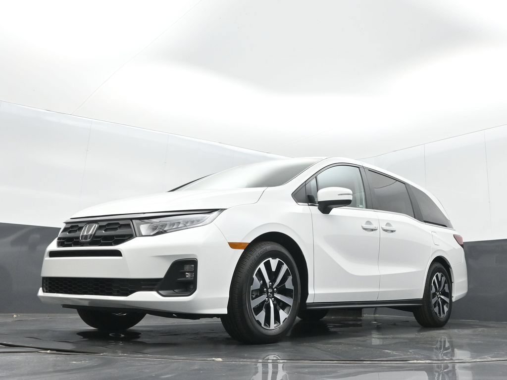 Certified 2026 Honda Odyssey EX-L image 13