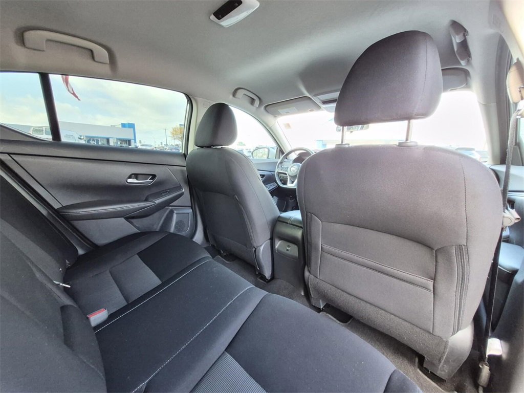 Used 2022 Nissan Sentra SV image 14