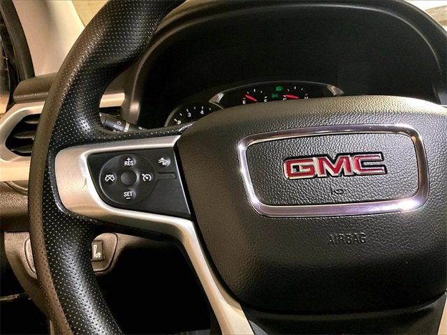 Used 2022 GMC Acadia SLE image 23