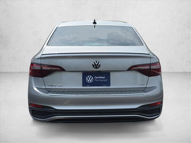 Used 2023 Volkswagen Jetta SE FWD image 6