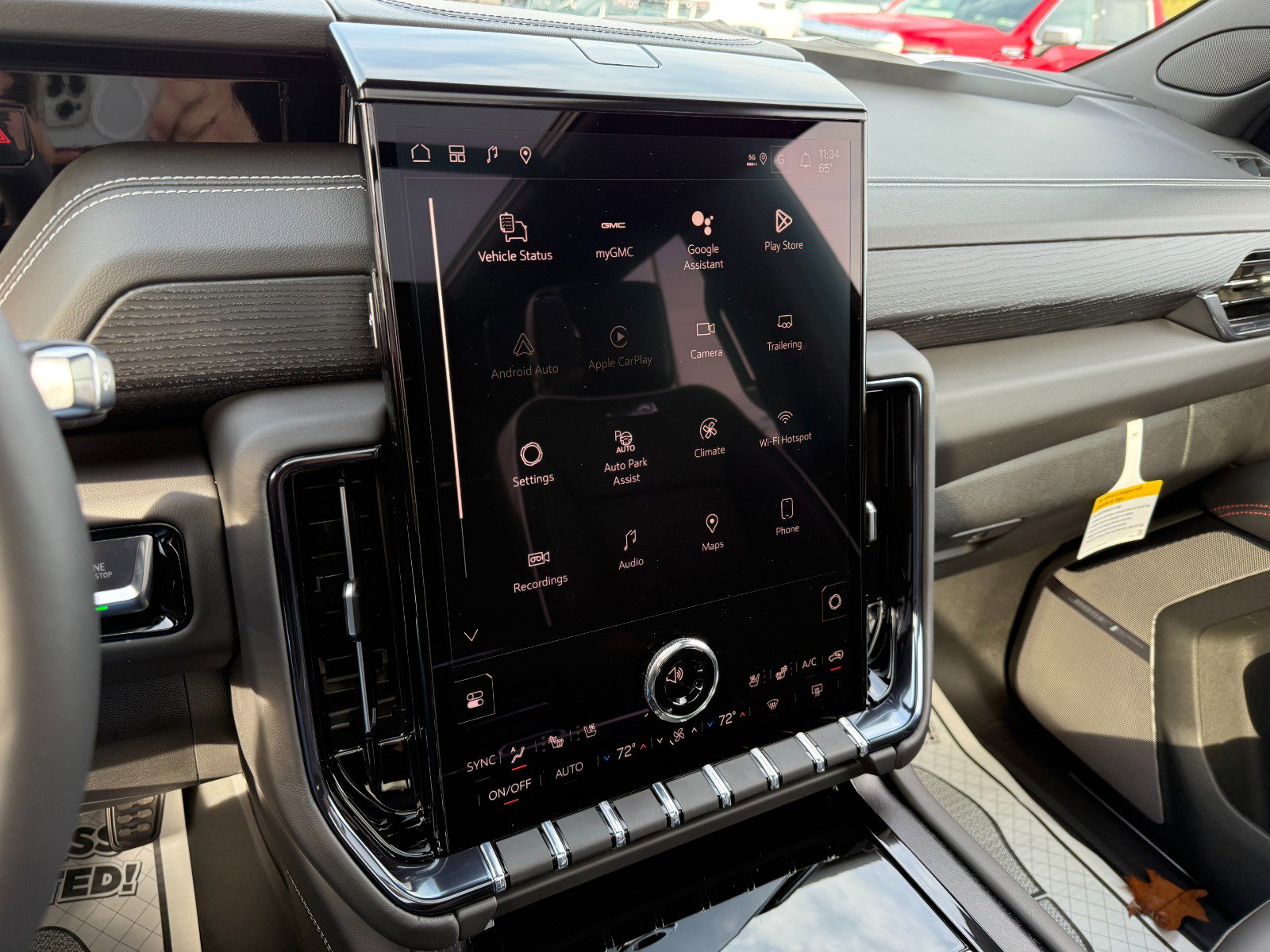 New 2026 GMC Yukon XL AT4 Ultimate w/ LPO, Floor Liner Package image 39