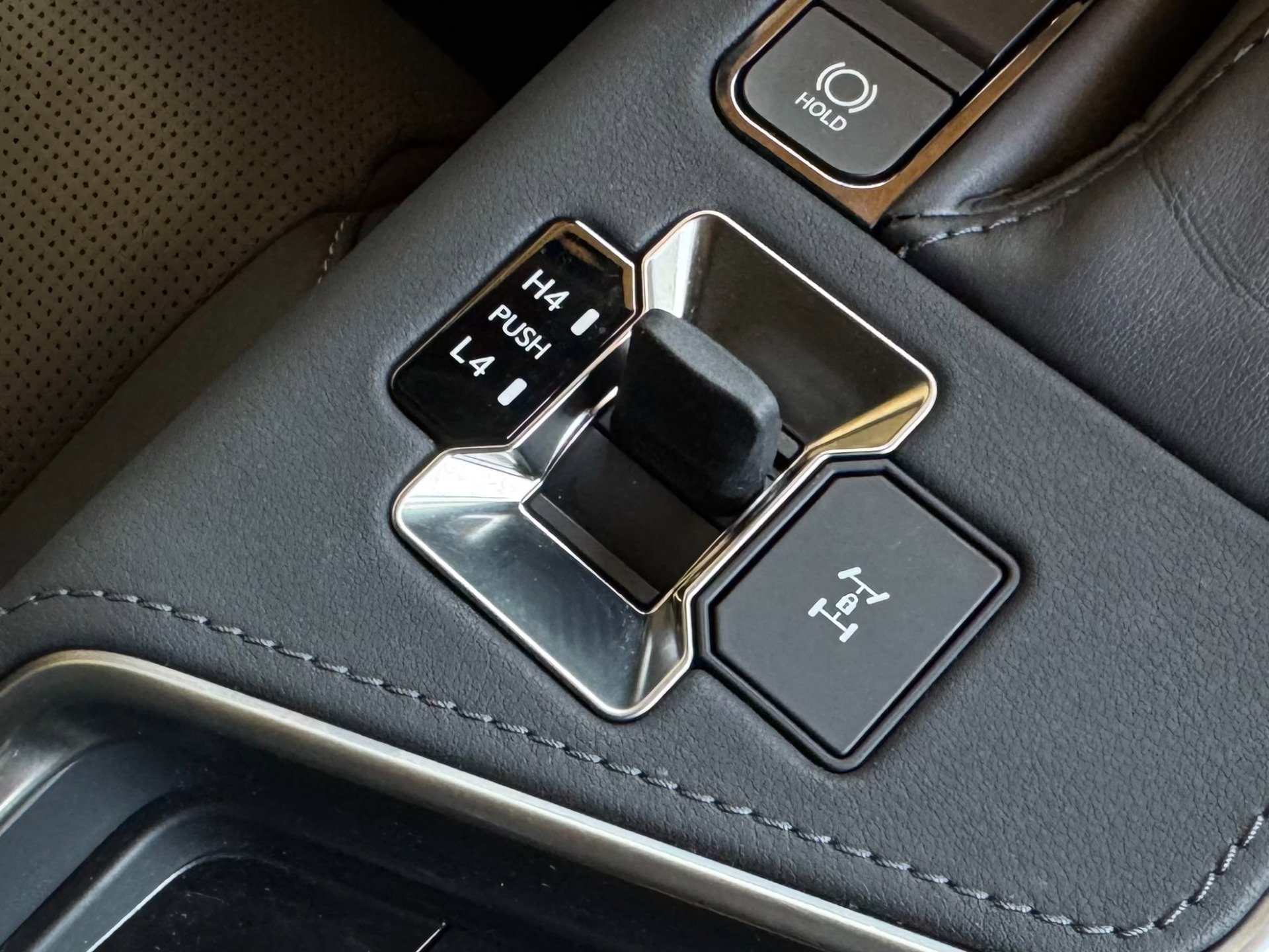 Used 2024 Lexus GX 550 AWD/4WD image 26