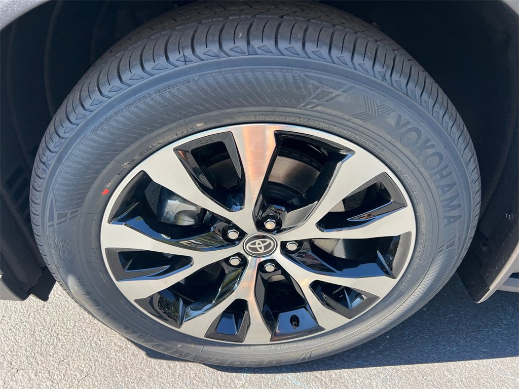 New 2026 Toyota Grand Highlander AWD Hybrid image 11