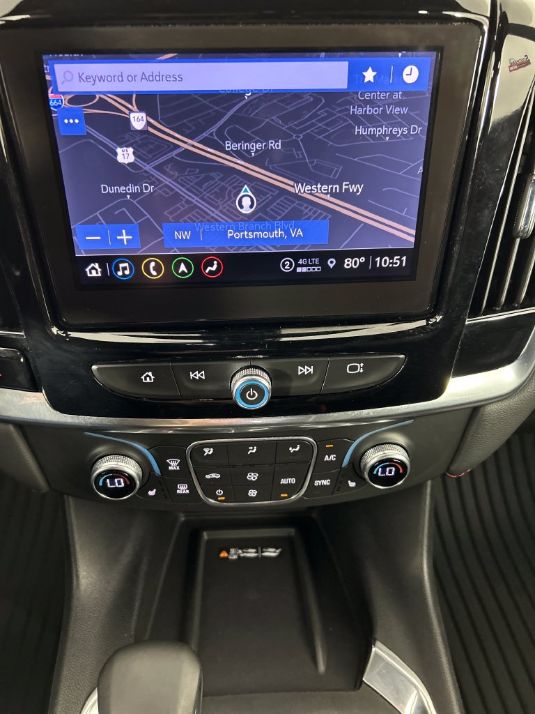 Used 2023 Chevrolet Traverse RS AWD/4WD image 14