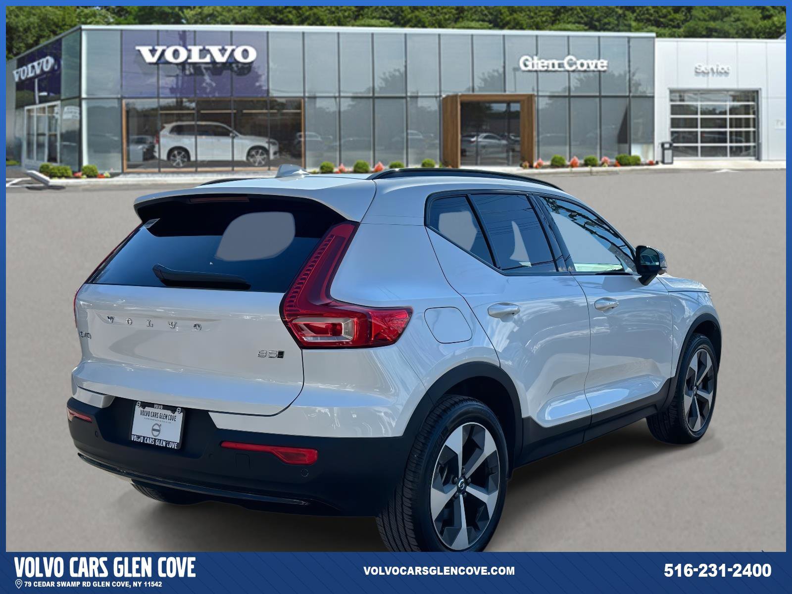 Used 2026 Volvo XC40 B5 Plus w/ Protection Package Premier image 3