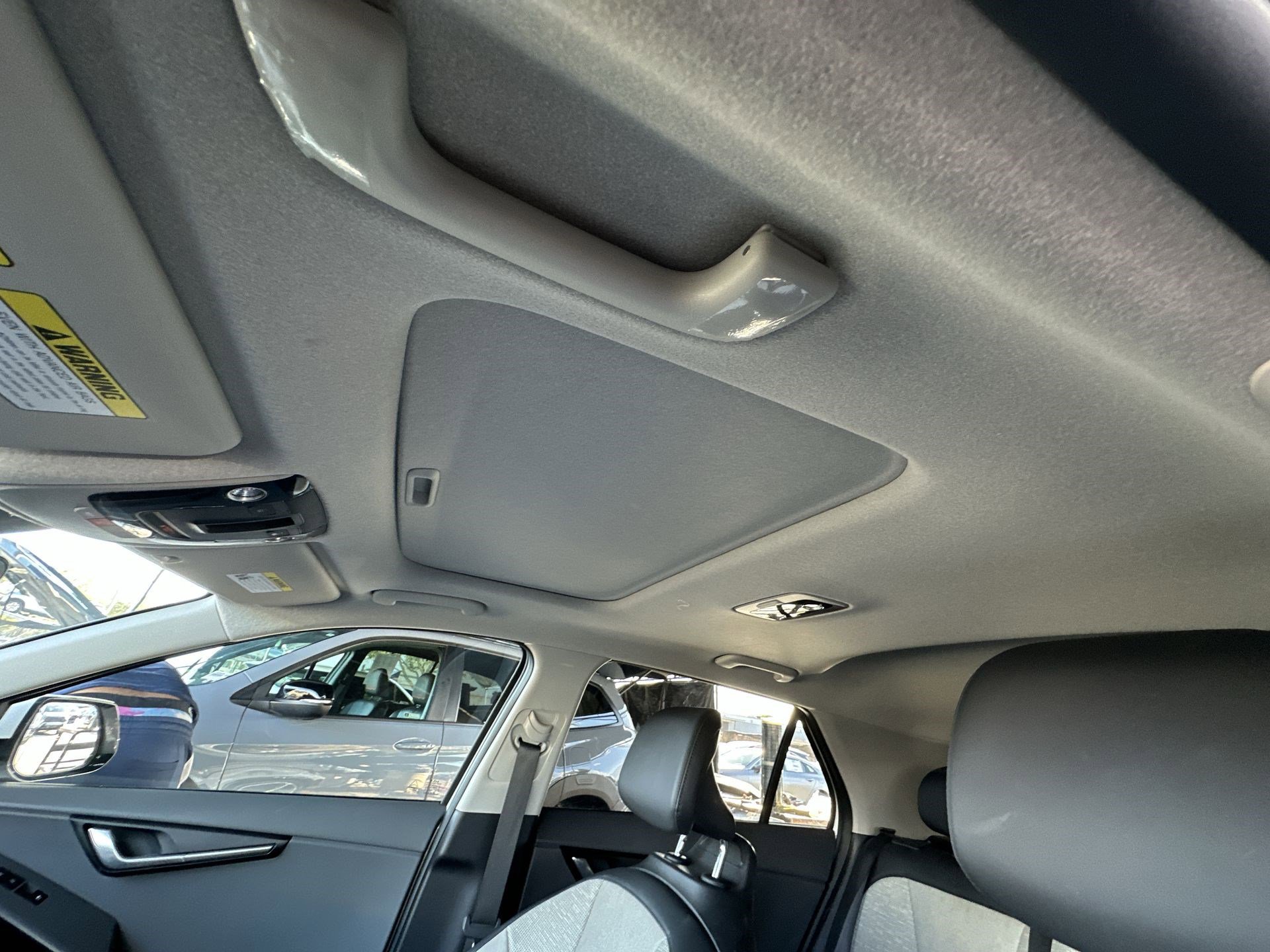 Certified 2024 Kia Niro SX image 16