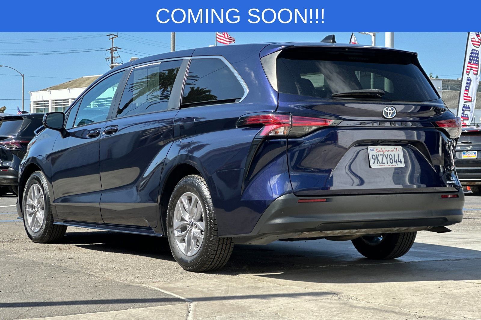 Used 2022 Toyota Sienna LE FWD image 6